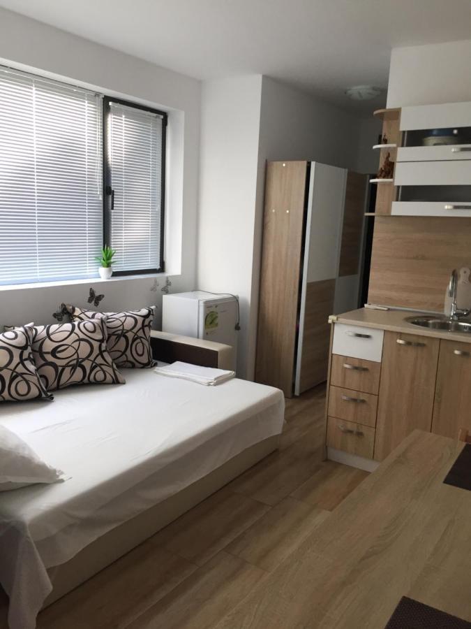 Studio Betty Appartement Burgas Stad Buitenkant foto