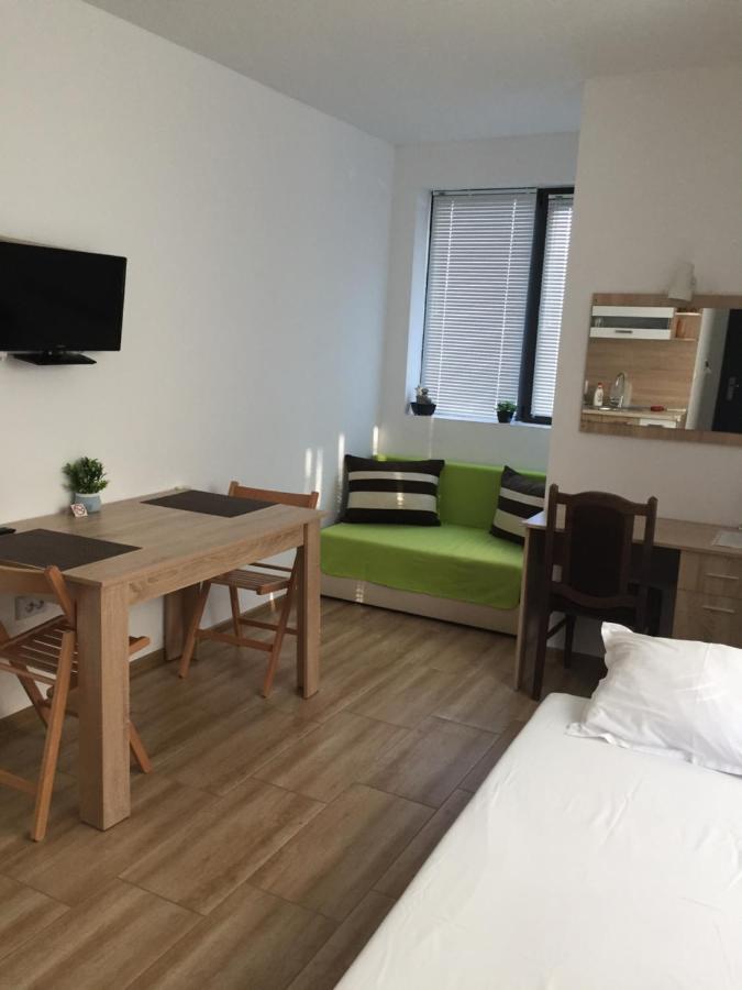 Studio Betty Appartement Burgas Stad Buitenkant foto